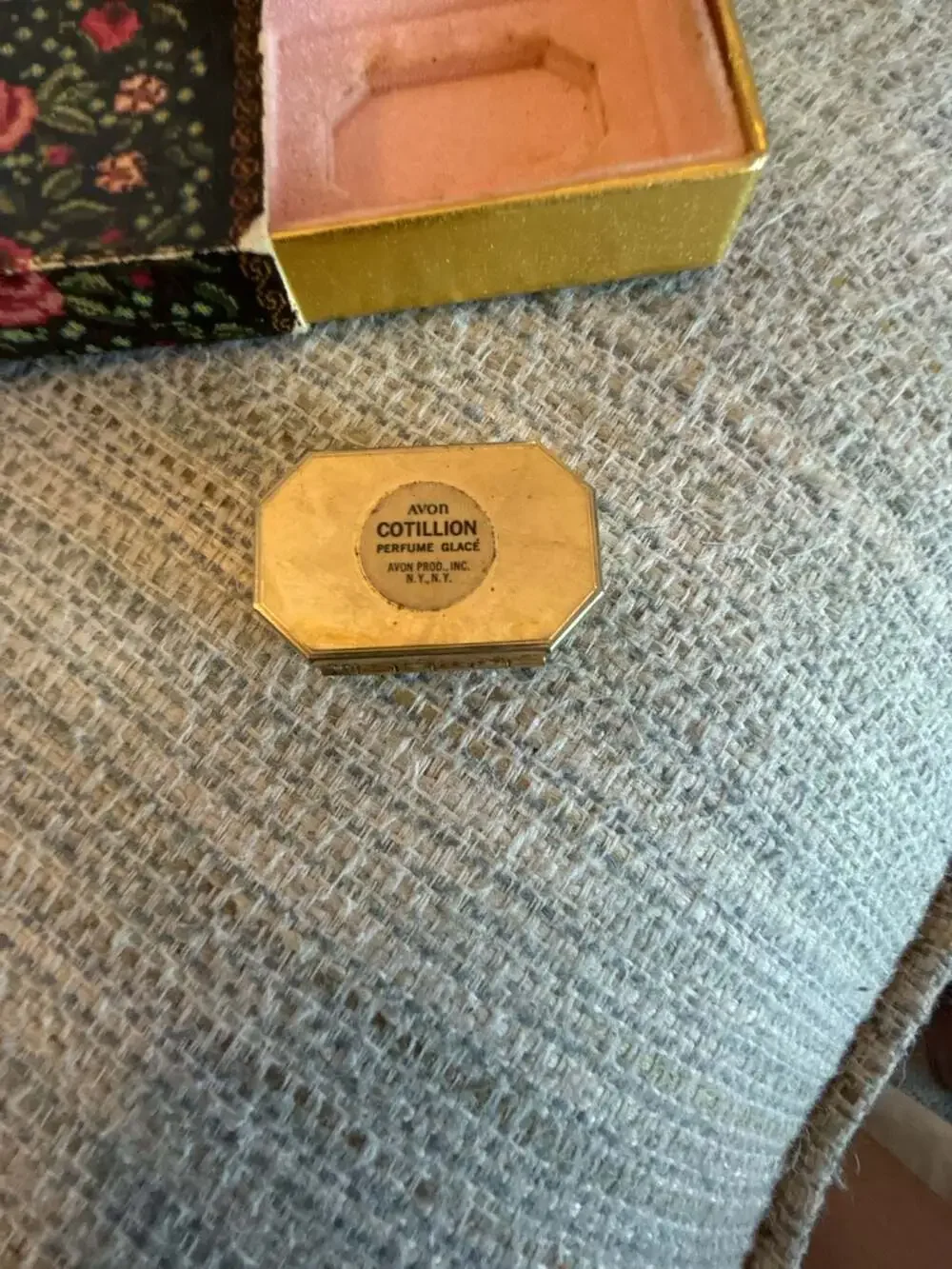 Avon Cotillion Perfume Glace Vintage Solid Perfume